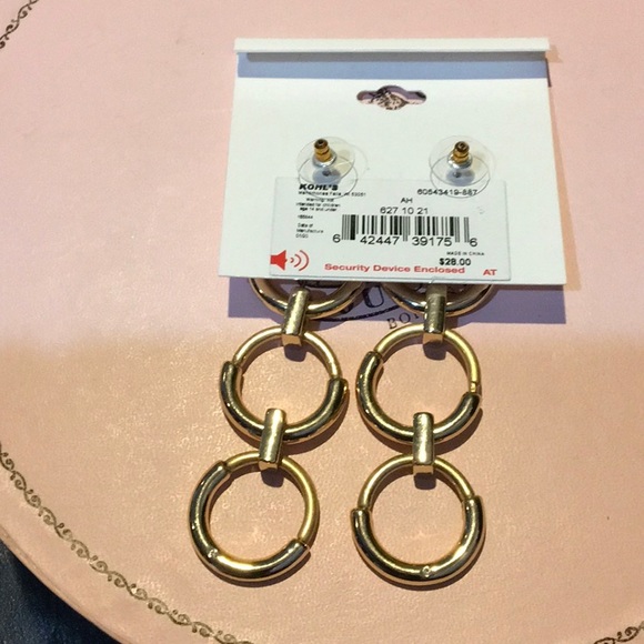 DONATE 2/24 Nine West drop earrings interlinked circles 3.5” new with tags - Picture 2 of 6